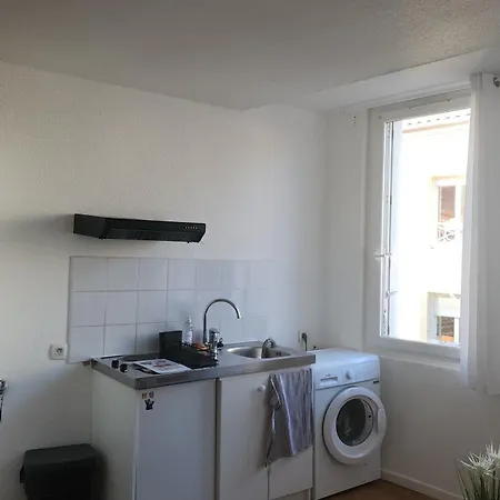 Apartment Bright Ideally Located *